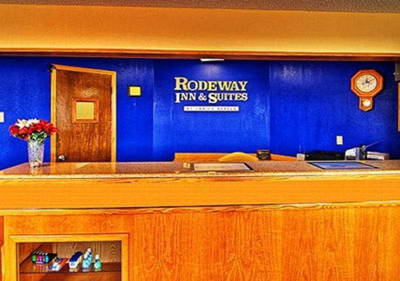 Rodeway Inn & Suites Hwy 217 & 26 W Portland Interior photo